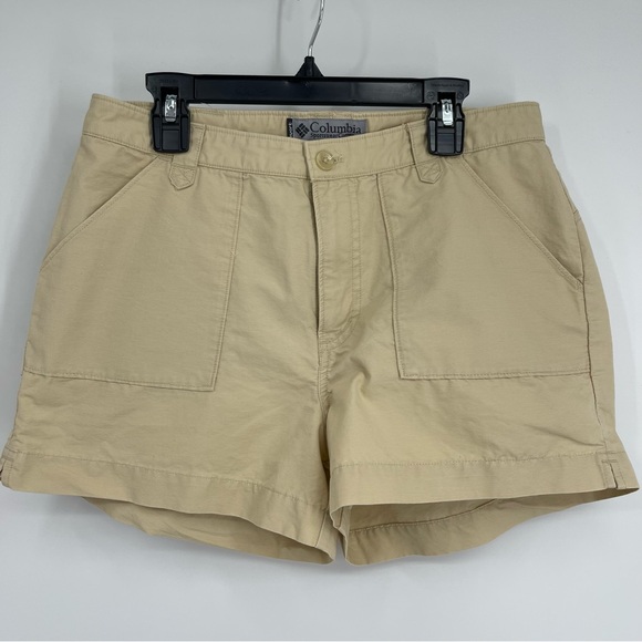 Columbia Pants - VTG Columbia Women's Cargo Shorts Tan Gorpcore Granola Girl Outdoor Soft Utility
